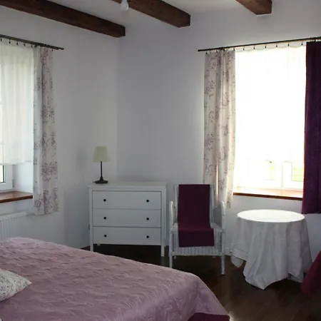 Siedlisko Kierzkowo 住宿加早餐酒店 Kierzkowo (Wejherowo)