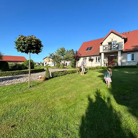 Siedlisko Kierzkowo فندق مبيت وإفطار Kierzkowo (Wejherowo)