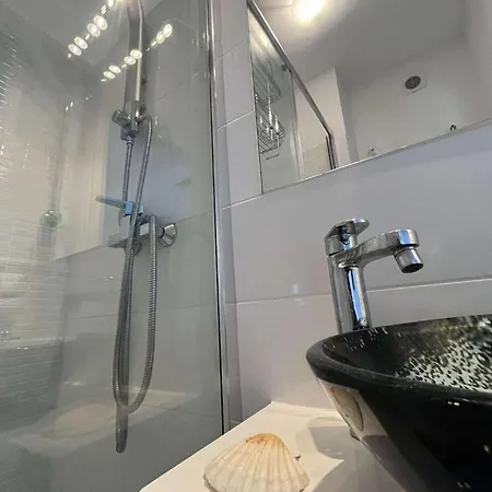 Siedlisko Kierzkowo Bed & Breakfast *