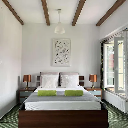 Siedlisko Kierzkowo Bed & Breakfast *